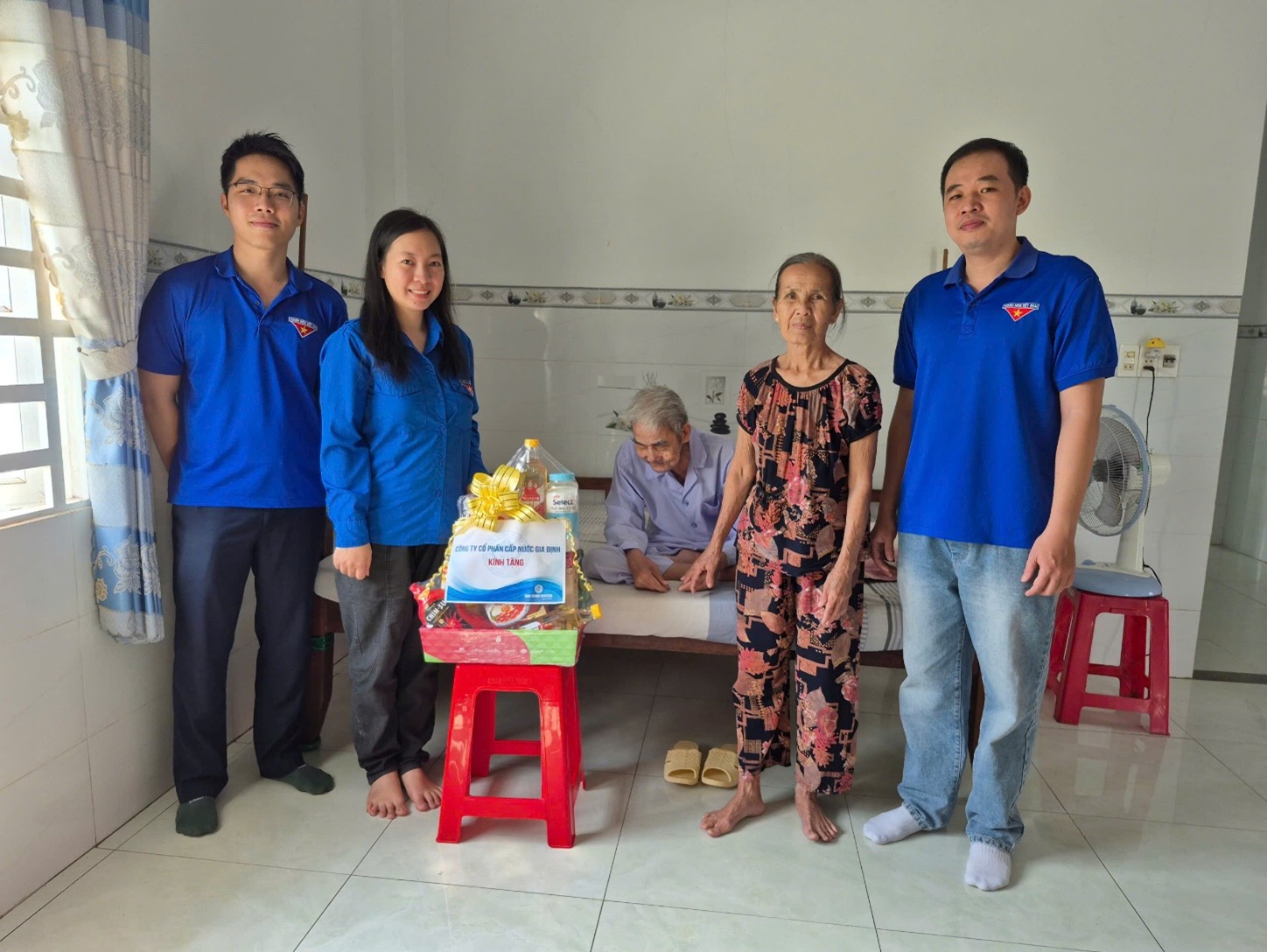 CÔNG TY CỔ PHẦN CẤP NƯỚC GIA ĐỊNH THĂM VÀ TẶNG QUÀ THƯƠNG BINH NHÂN DỊP TẾT NGUYÊN ĐÁN BÍNH NGỌ 2026